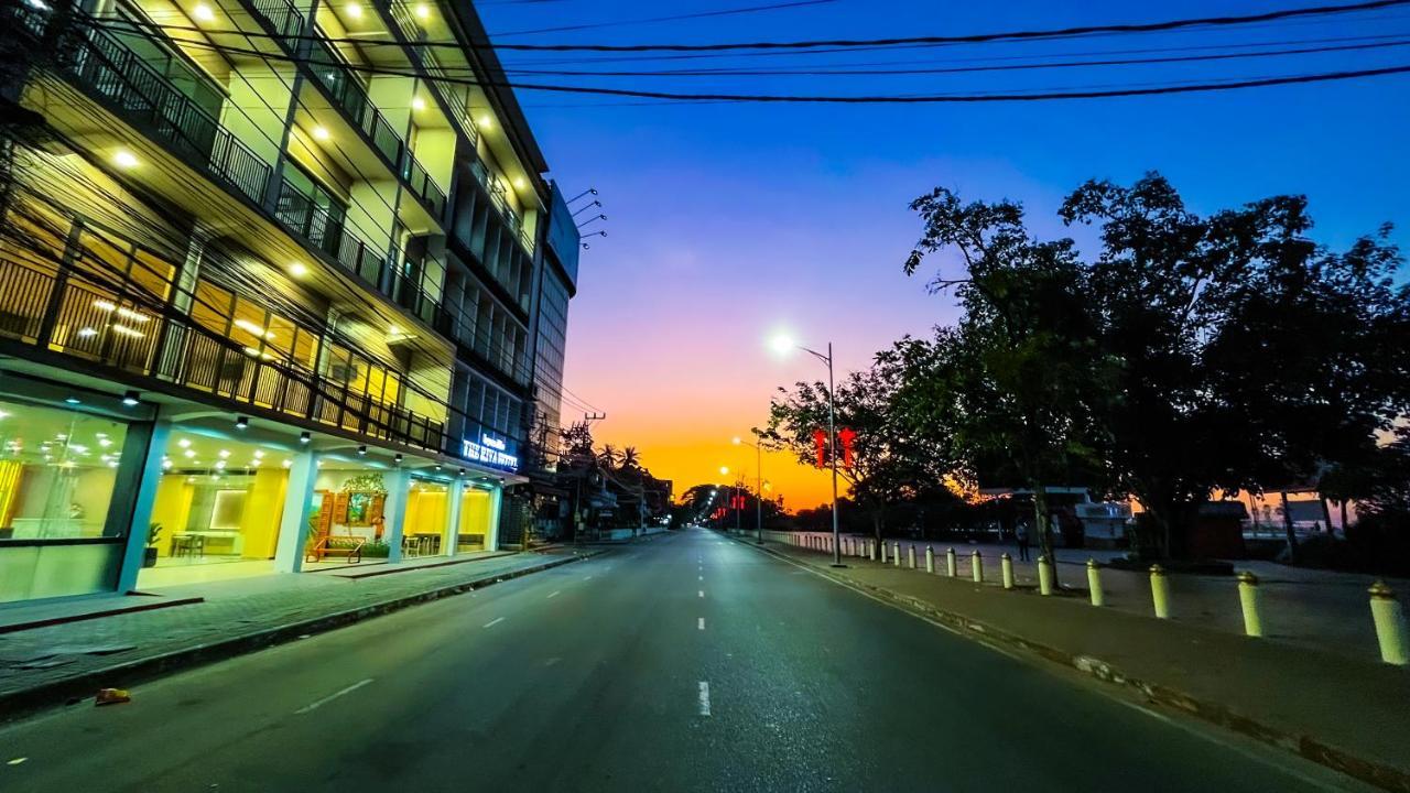 The Riva Vientiane Hotel Exterior foto